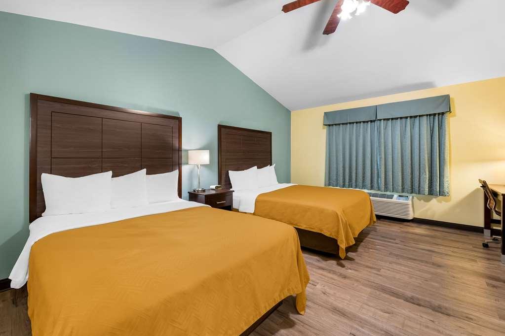 Econo Lodge Inn & Suites Eau Claire Δωμάτιο φωτογραφία