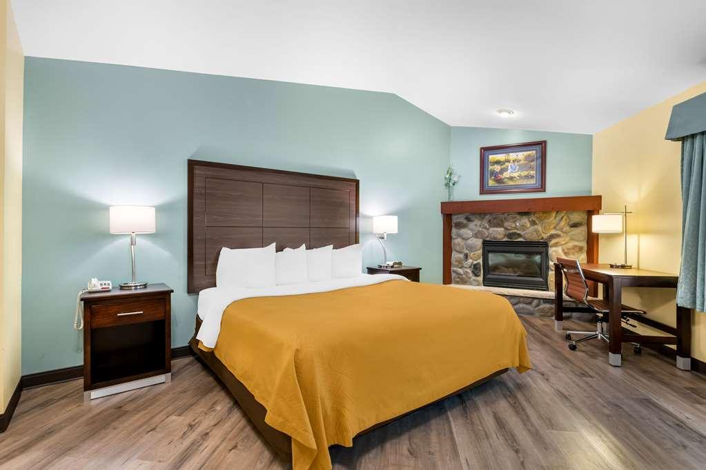 Econo Lodge Inn & Suites Eau Claire Δωμάτιο φωτογραφία