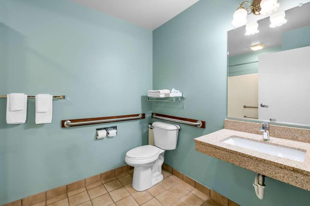 Econo Lodge Inn & Suites Eau Claire Δωμάτιο φωτογραφία